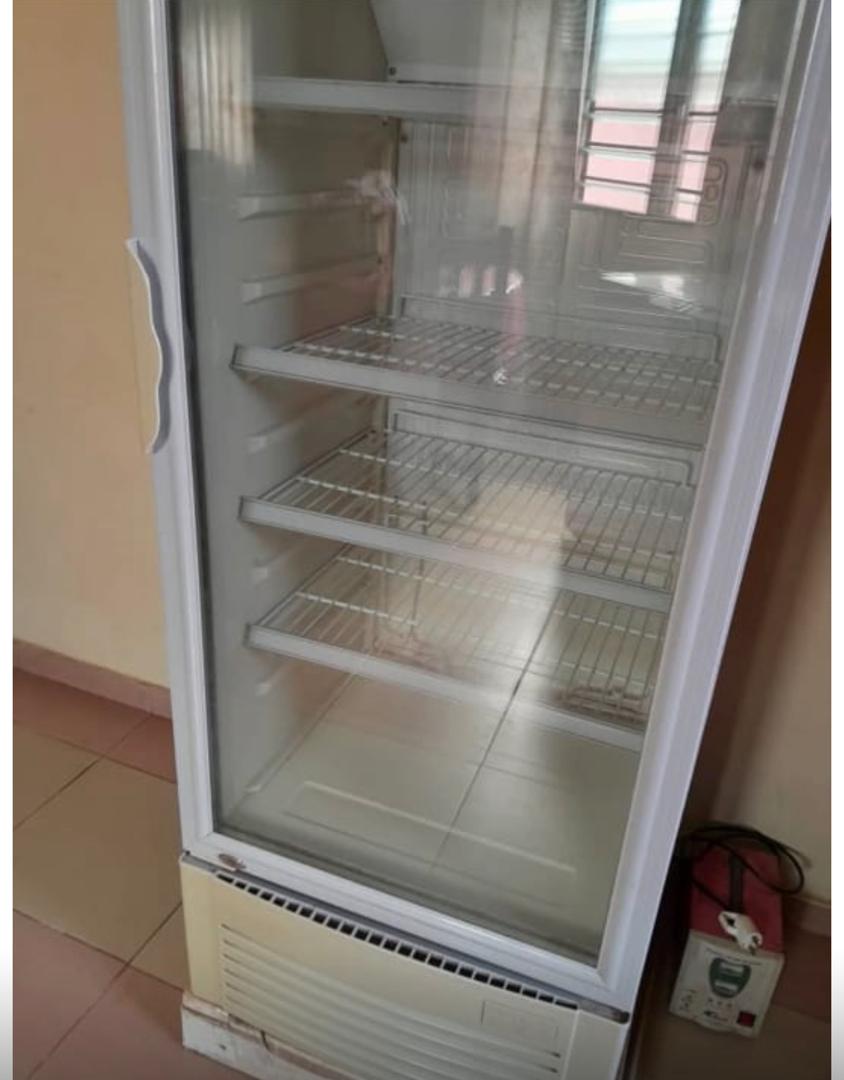 Frigo Neon en parfait etat