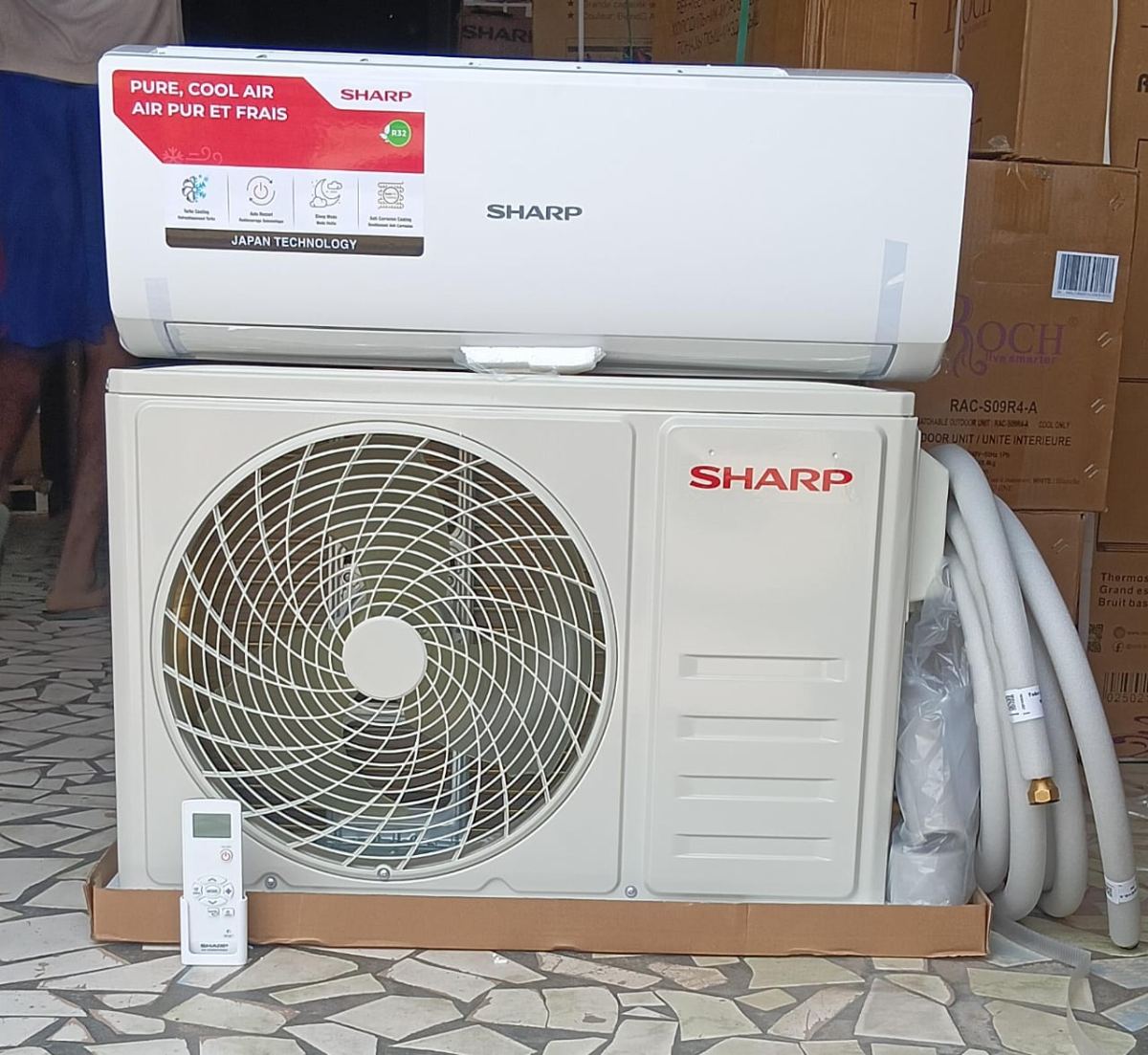 CLIMATISEUR SHARP