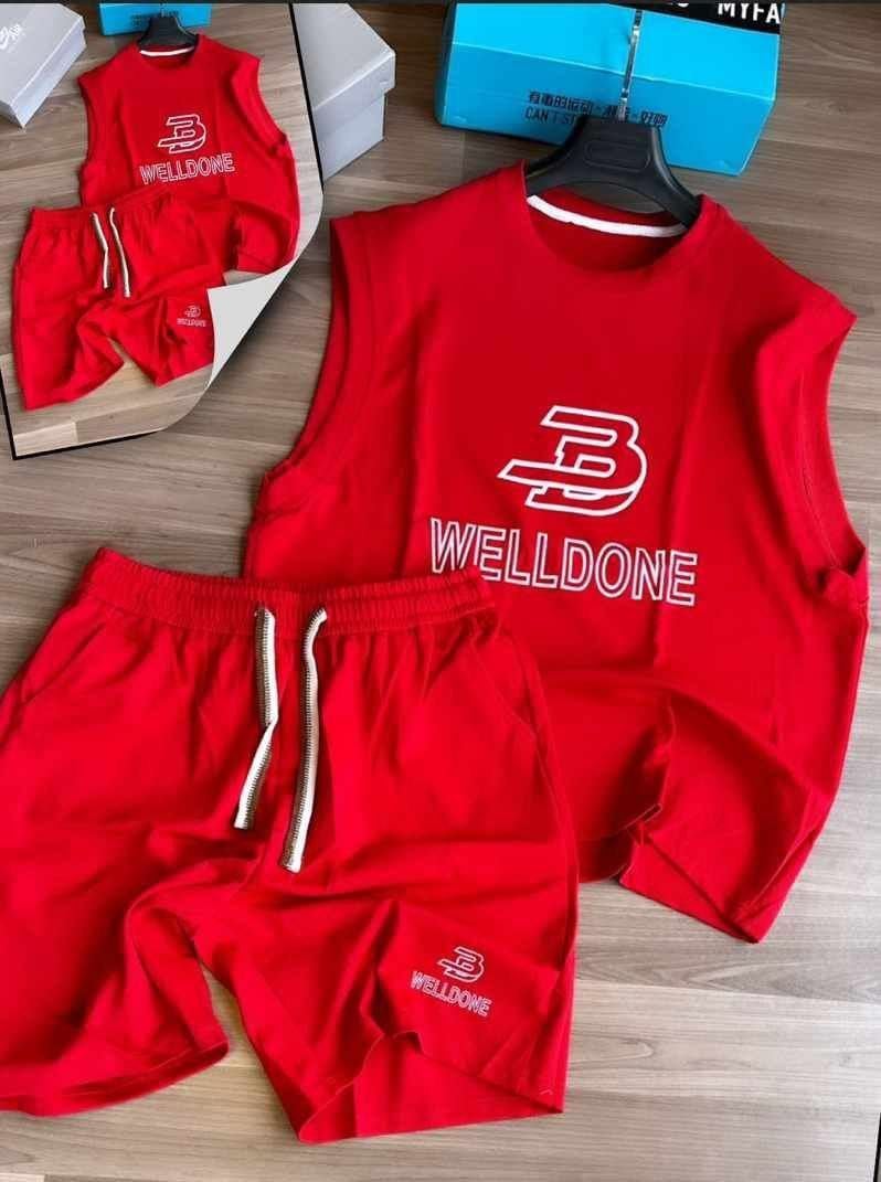 Short complet pour homme